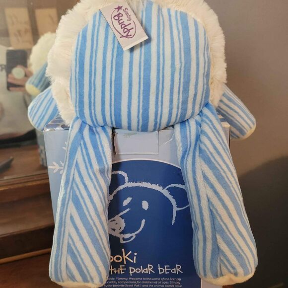 Retired Scentsy Buddy Pooki The Polar Bear in Box - Picture 5 of 6